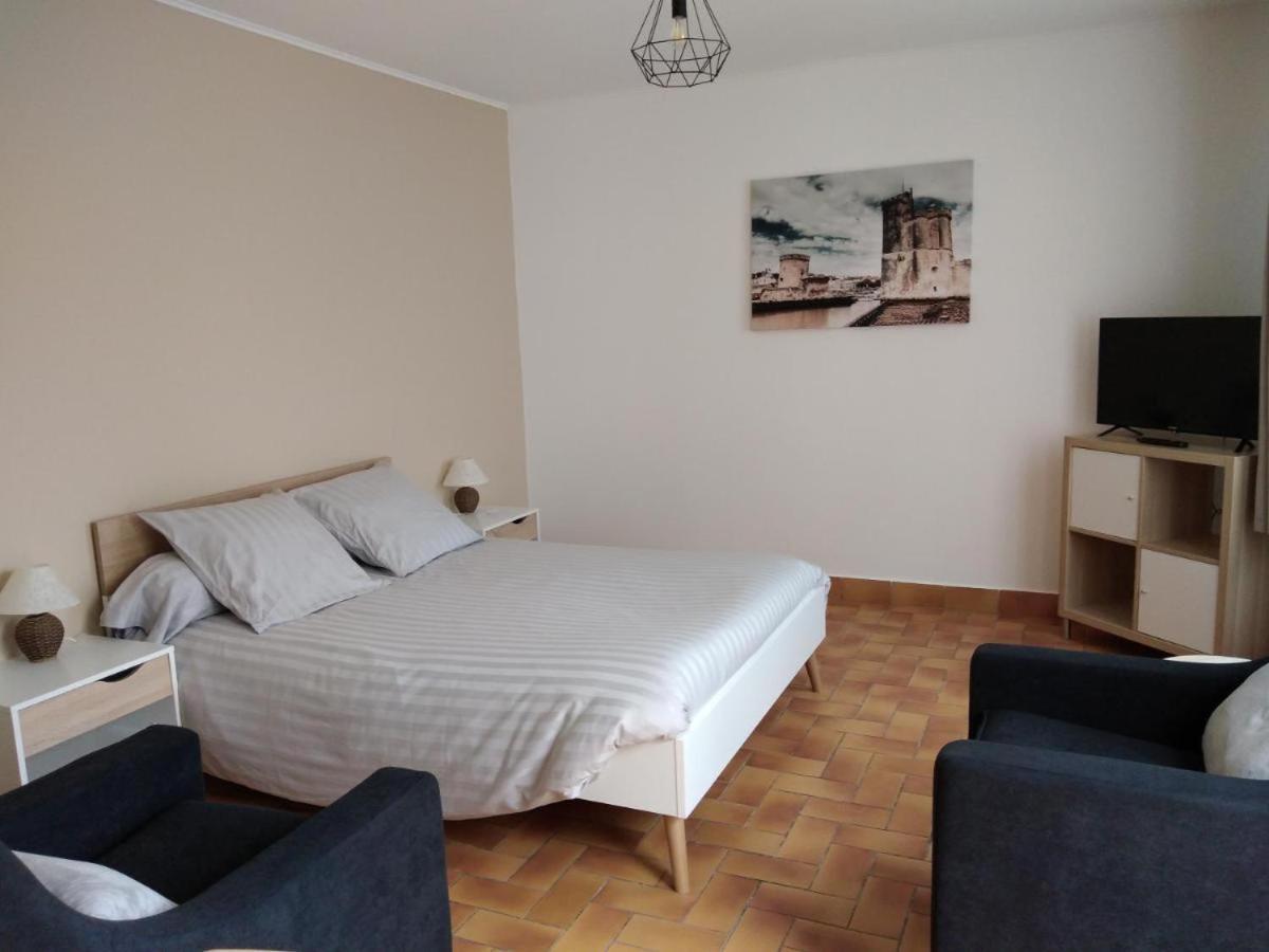 Appartement A Rochefort Luaran gambar