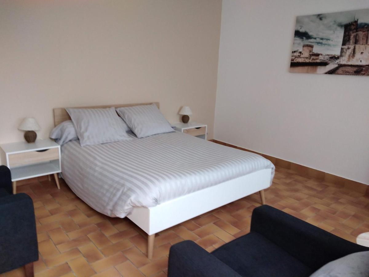 Appartement A Rochefort Luaran gambar